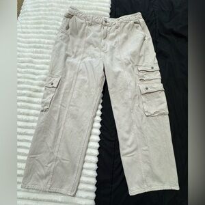 Abercrombie & Fitch Women Cream Curve Love Cotton Cargo
Pants Size 33/16L27Long